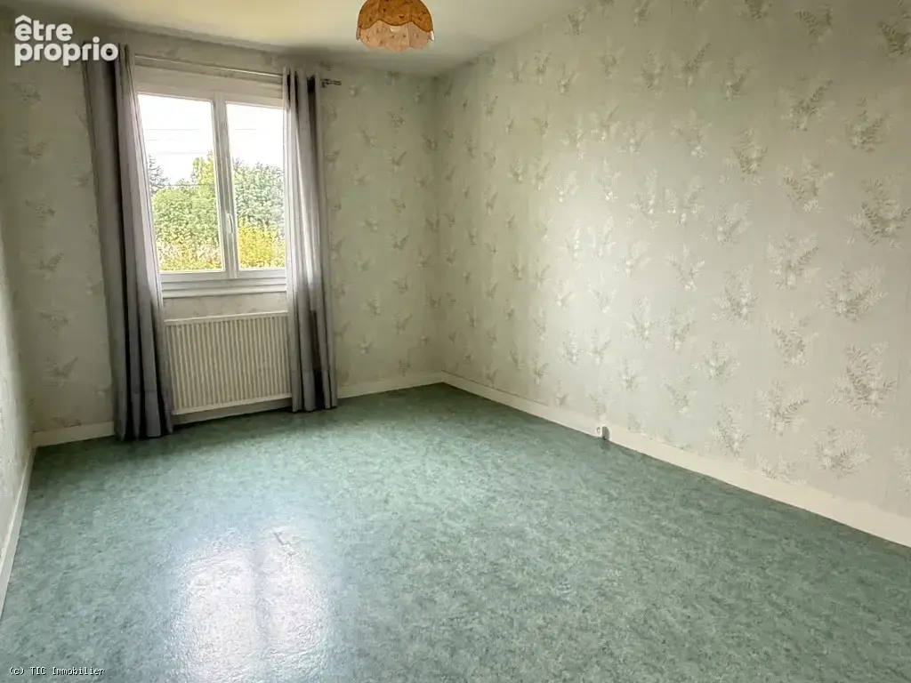 Pavillon de Plain-Pied à Ruffec : 5 Chambres et Jardin Clos - photo 12