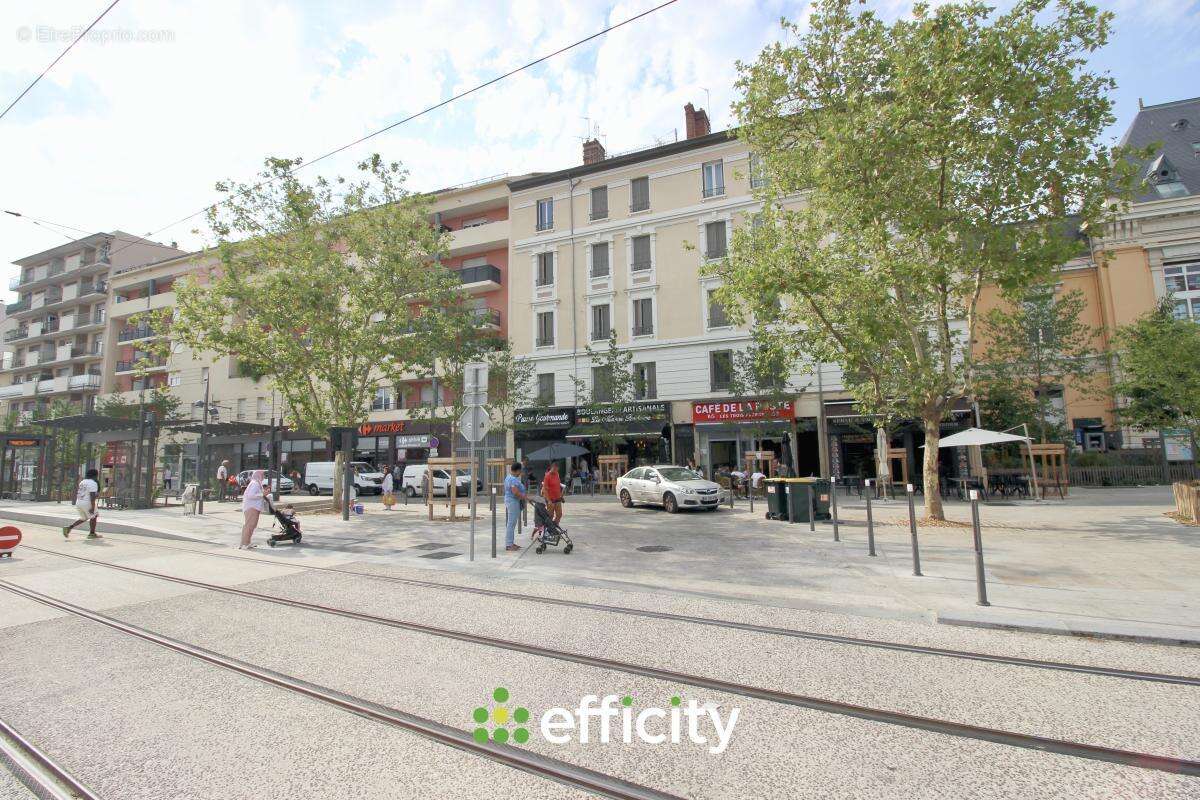 Appartement 50 m² à Villeurbanne  - photo 7