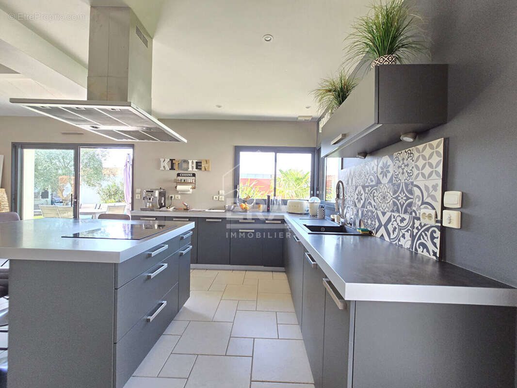 Maison à SAINT-SAUVEUR-D&#039;AUNIS