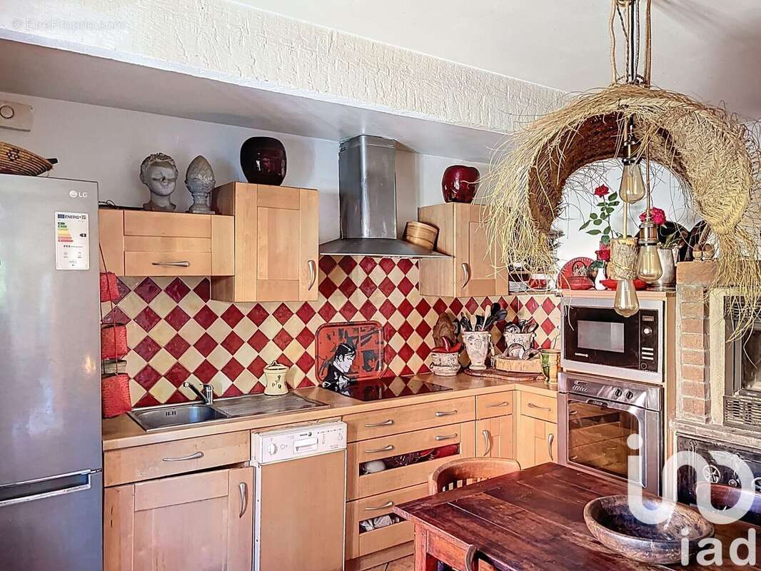 Photo 6 - Maison à LE CASTELLET