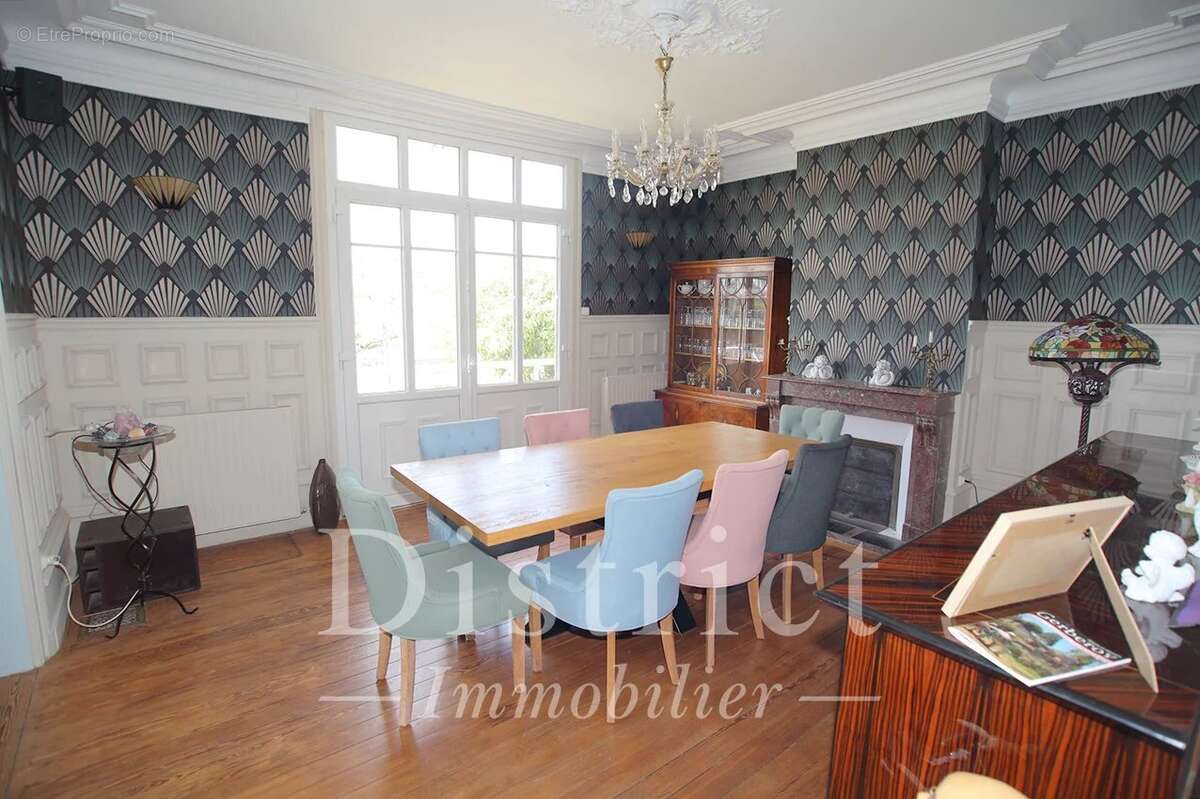 Maison à FORMERIE