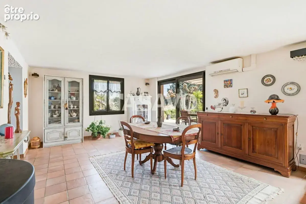 Vente Maison 7 pièces de 176m² - 13540 Aix-en-Provence - photo 8
