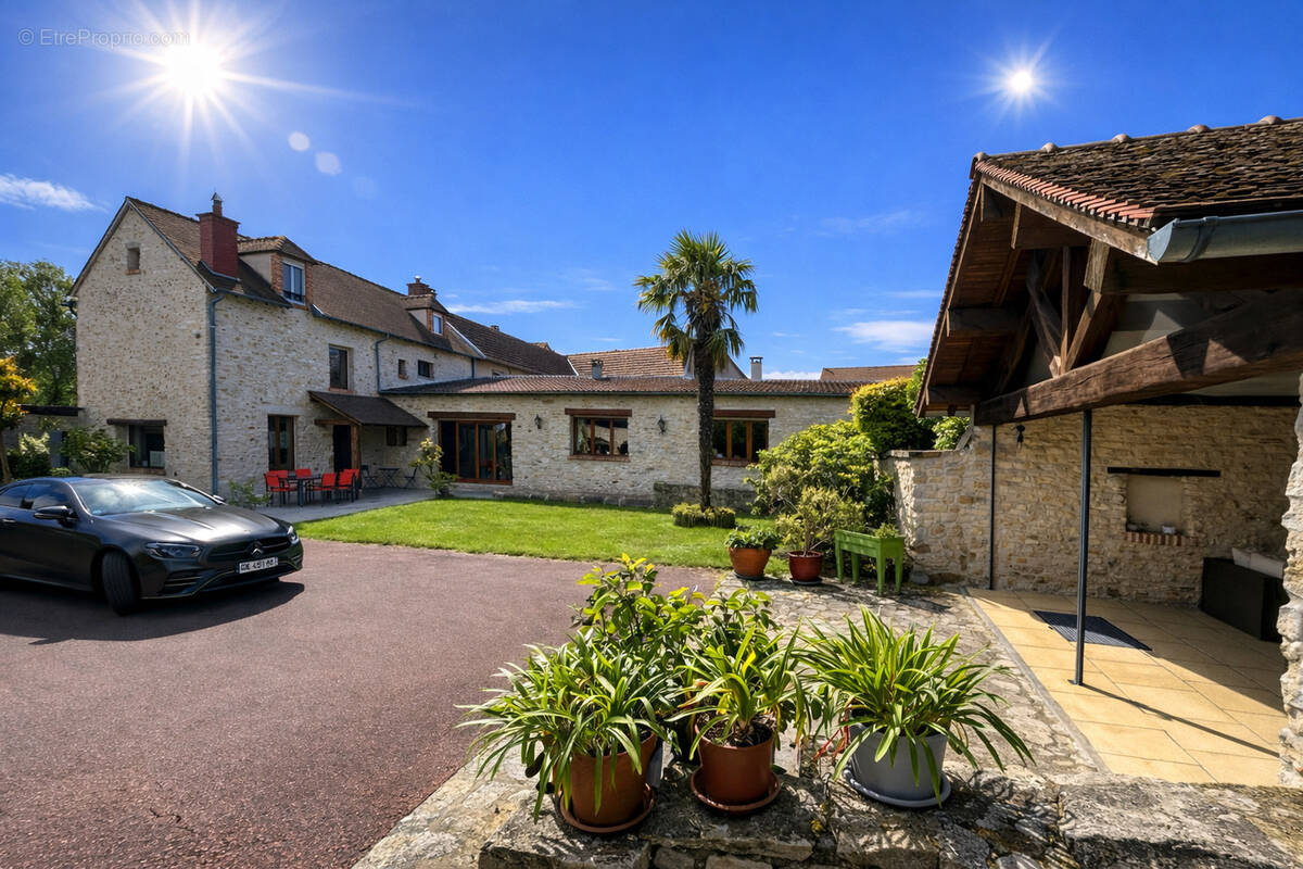 Maison à BUCHELAY