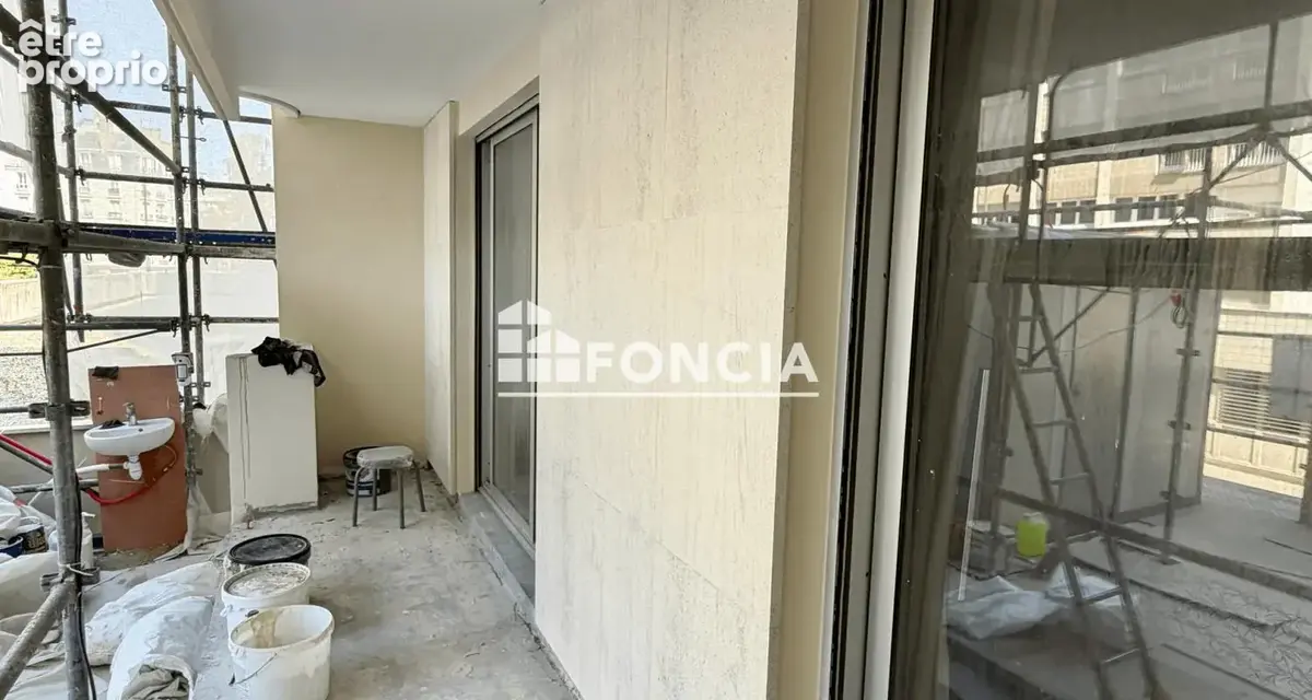 Vaugirard : immeuble moderne 2 pieces 48 m² avec balcon 7m2 cave et parking - photo 4