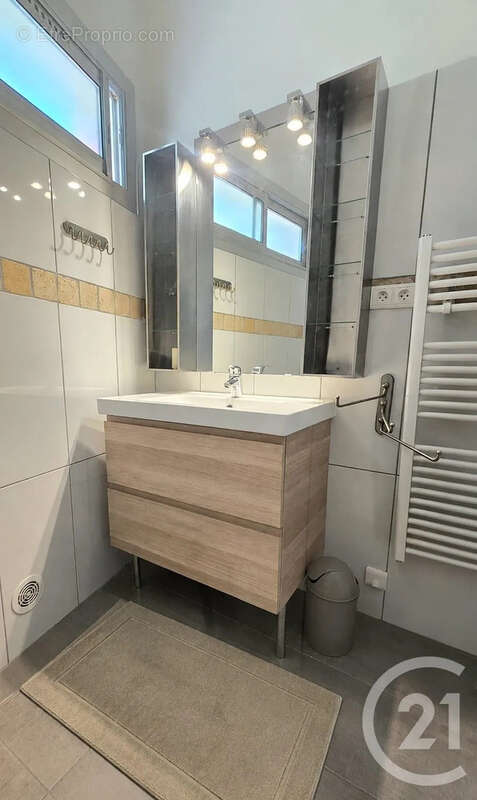 Appartement 62 m² à Le Lavandou  - photo 12
