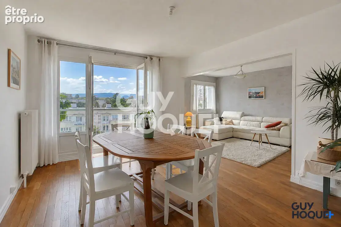 Appartement à LYON-5E