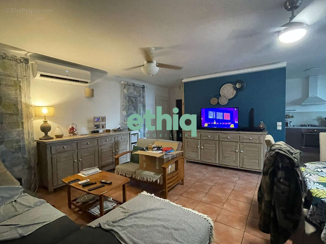 Maison à BAIE-MAHAULT