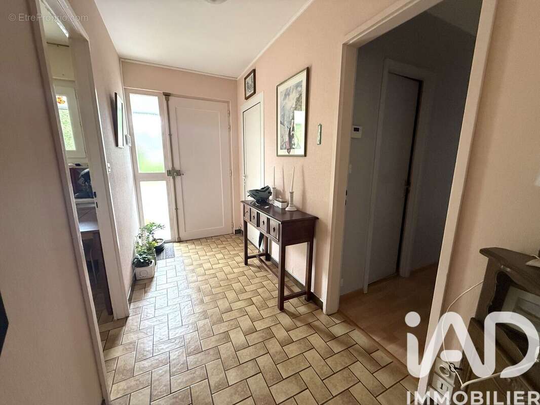 Maison 105 m² à Angers  - photo 4