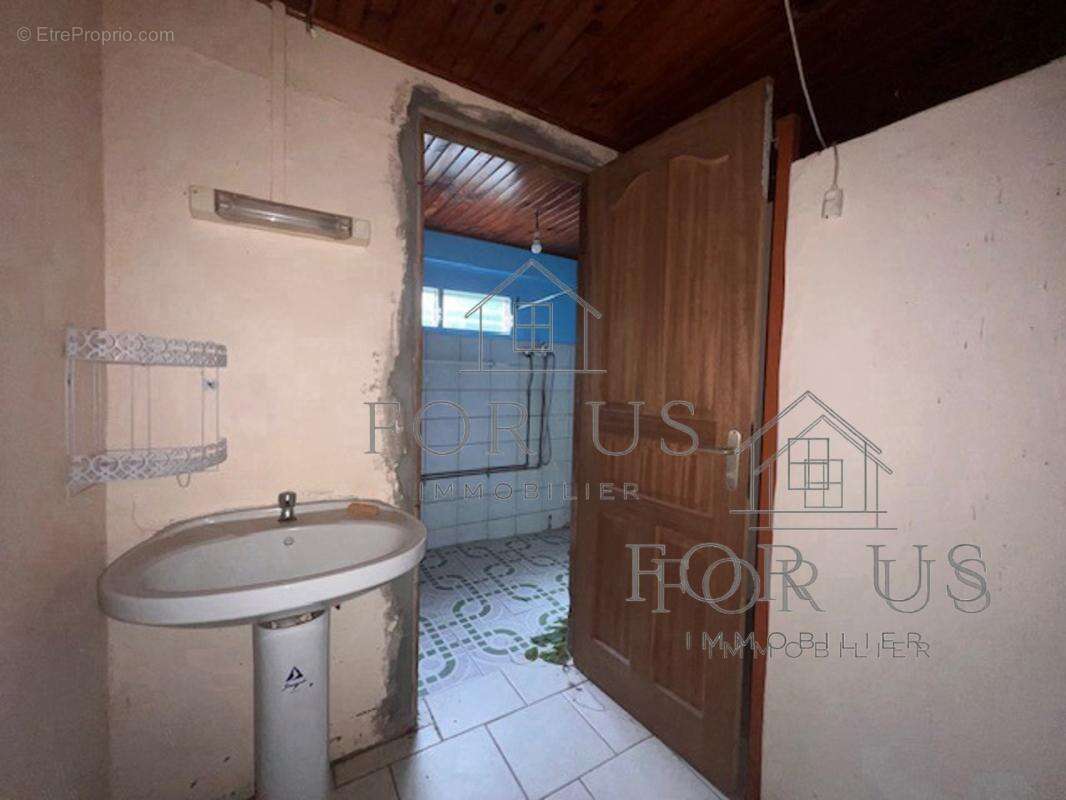 A VENDRE - Maison T6 -GROS MORNE (97213), Martinique - photo 16
