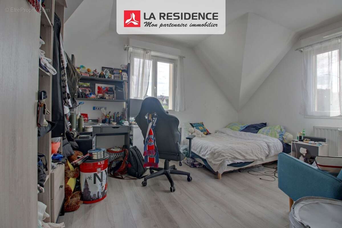 Maison à SARTROUVILLE