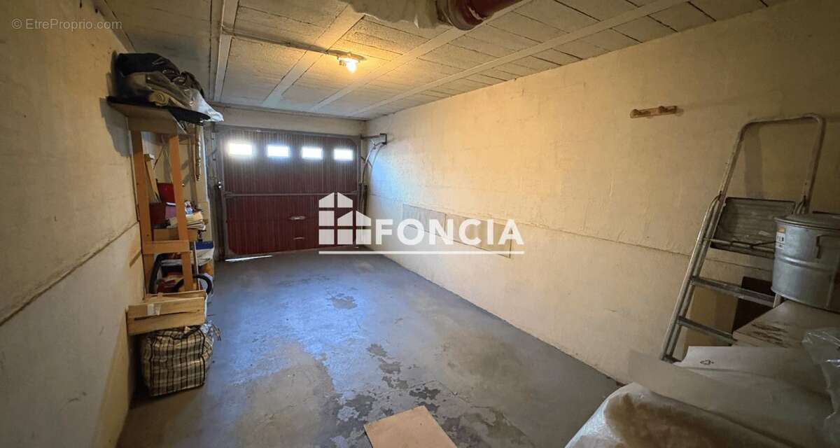 Appartement à FRENEUSE