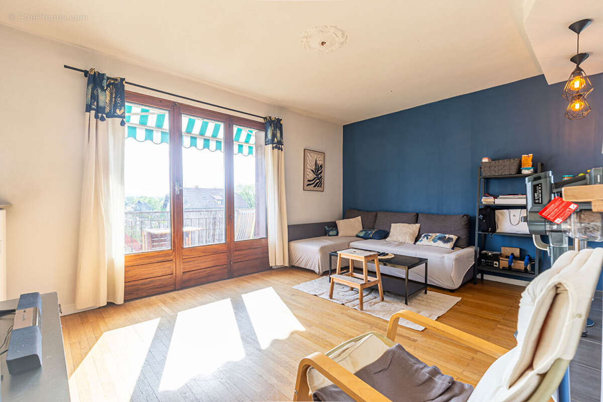Agence immobiliere laforet - exclusivite - "acacia" - annecy - appartement t2 de 45,66m² - balcon - cave - usage place - dernier - photo 6