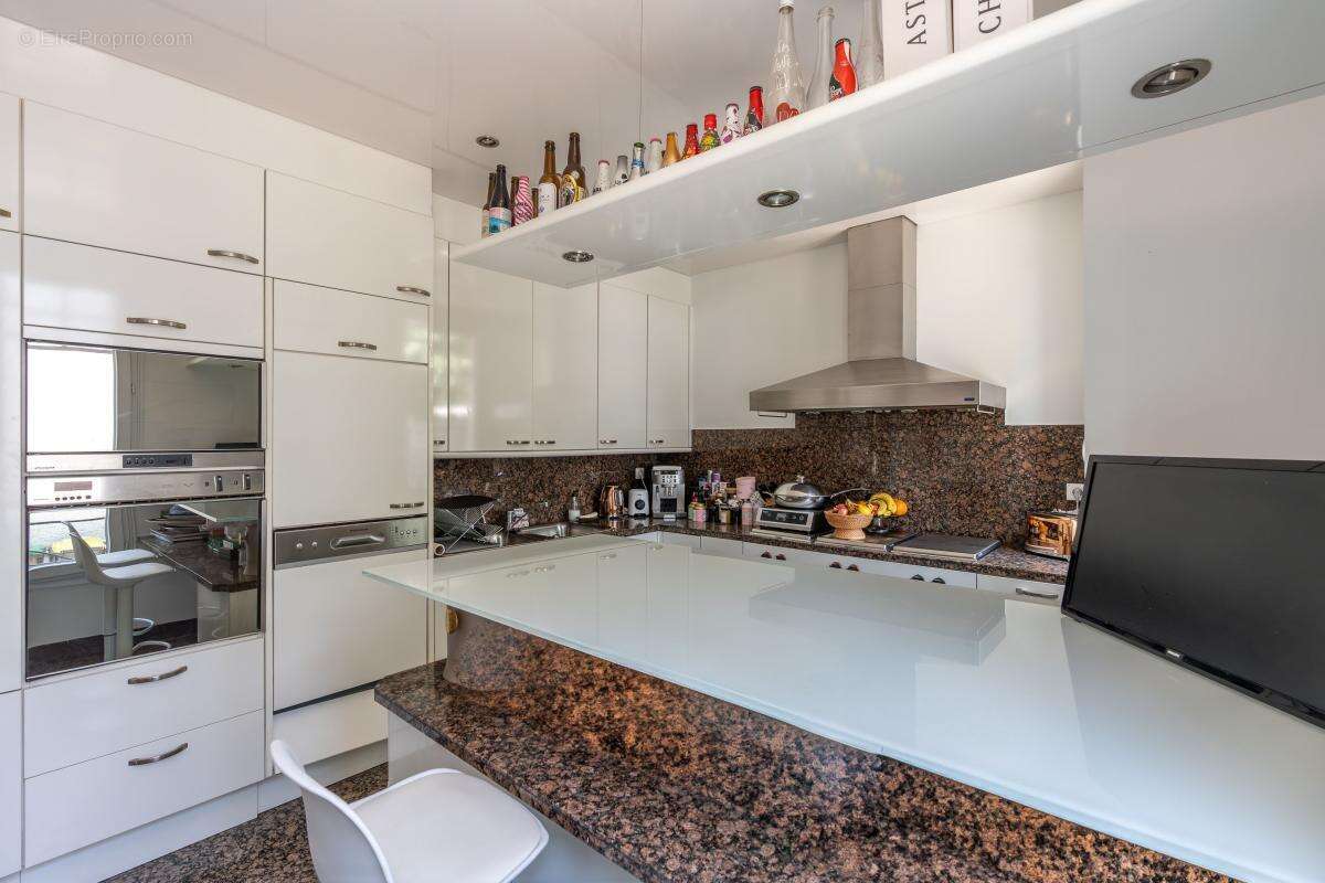 Maison à SAINT-MAUR-DES-FOSSES