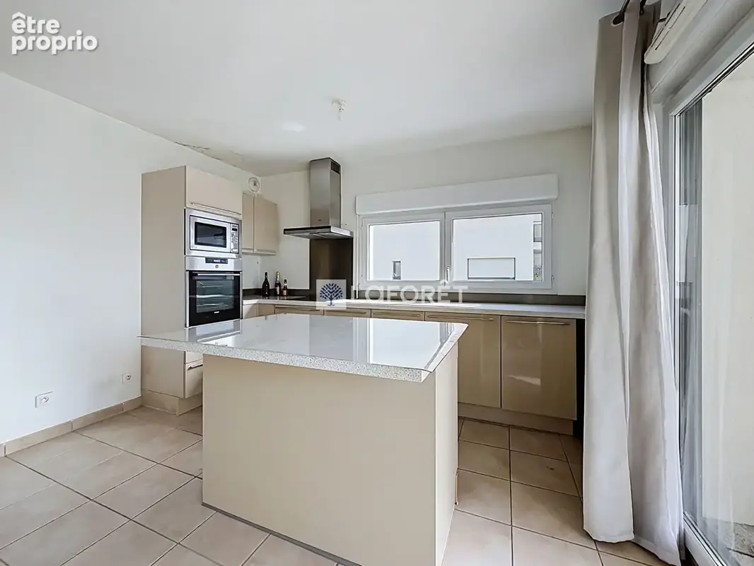 LYON 9eme , T3 , Terrasse, Garage ,230 000. - photo 4