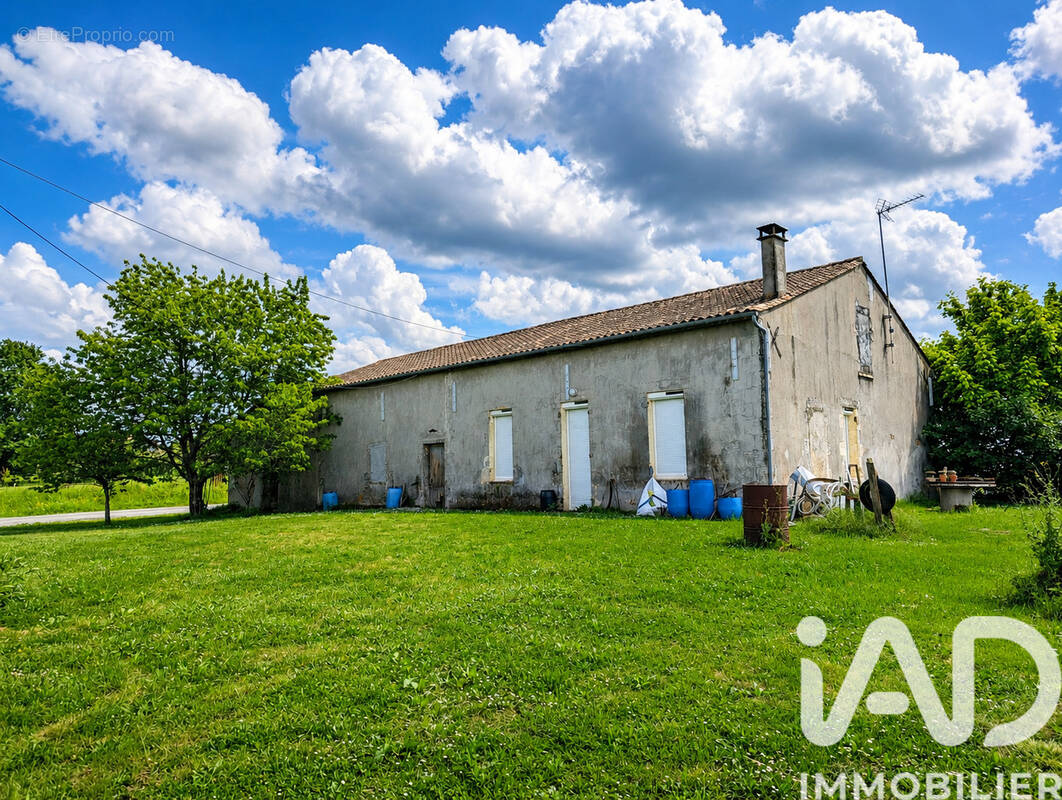 Photo 1 - Maison à SAINT-REMY