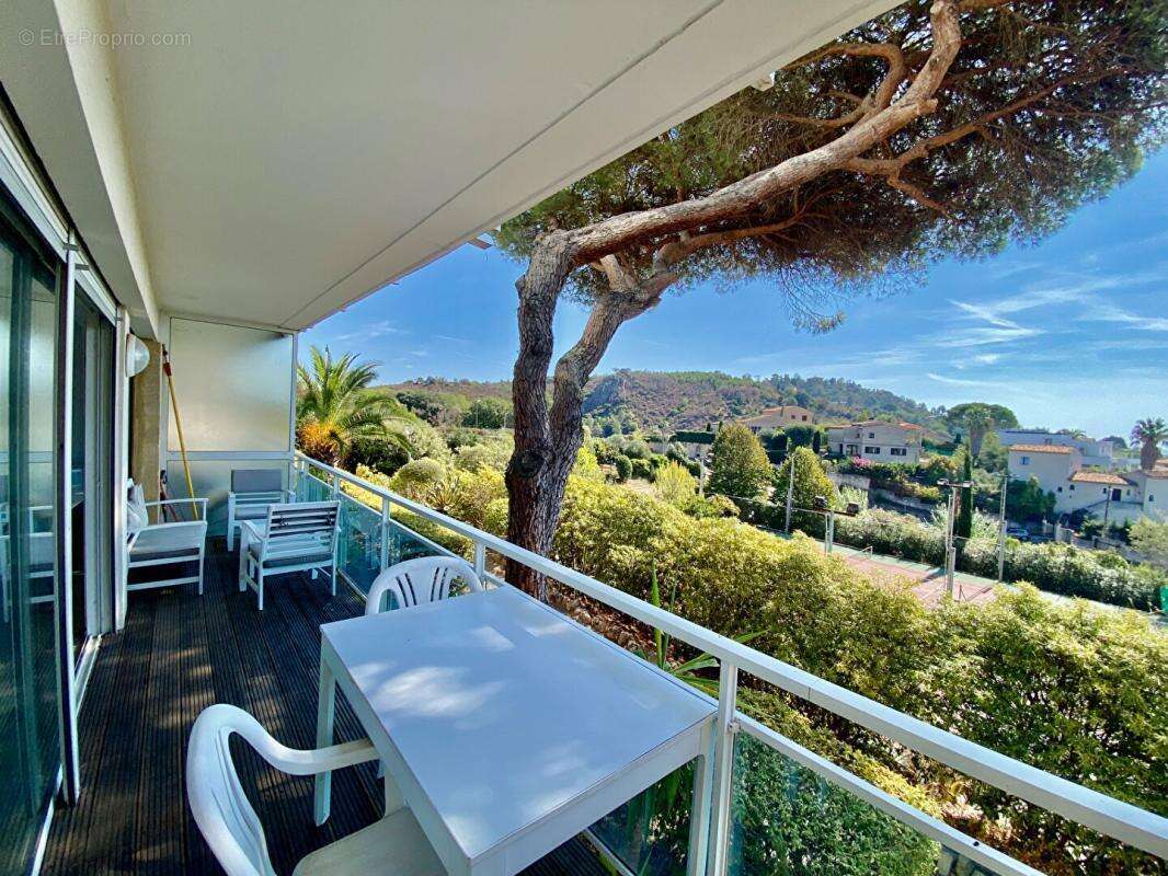 Appartement à LE CANNET