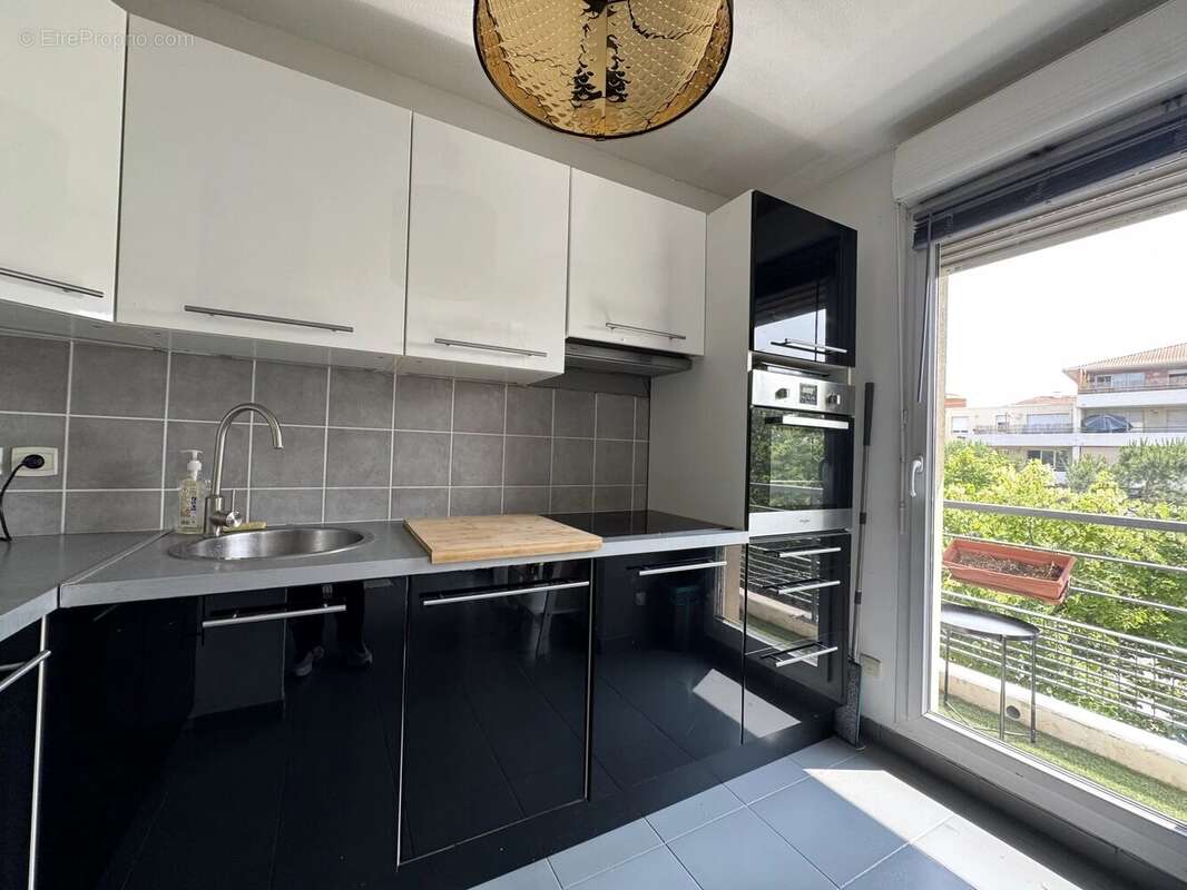 Appartement à MARSEILLE-13E