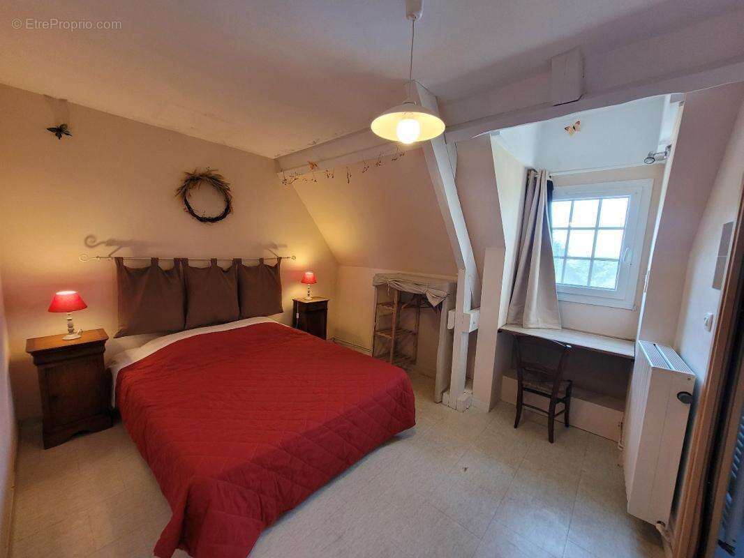 Maison à LISSAC-ET-MOURET