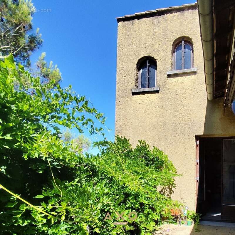 Maison à UZES