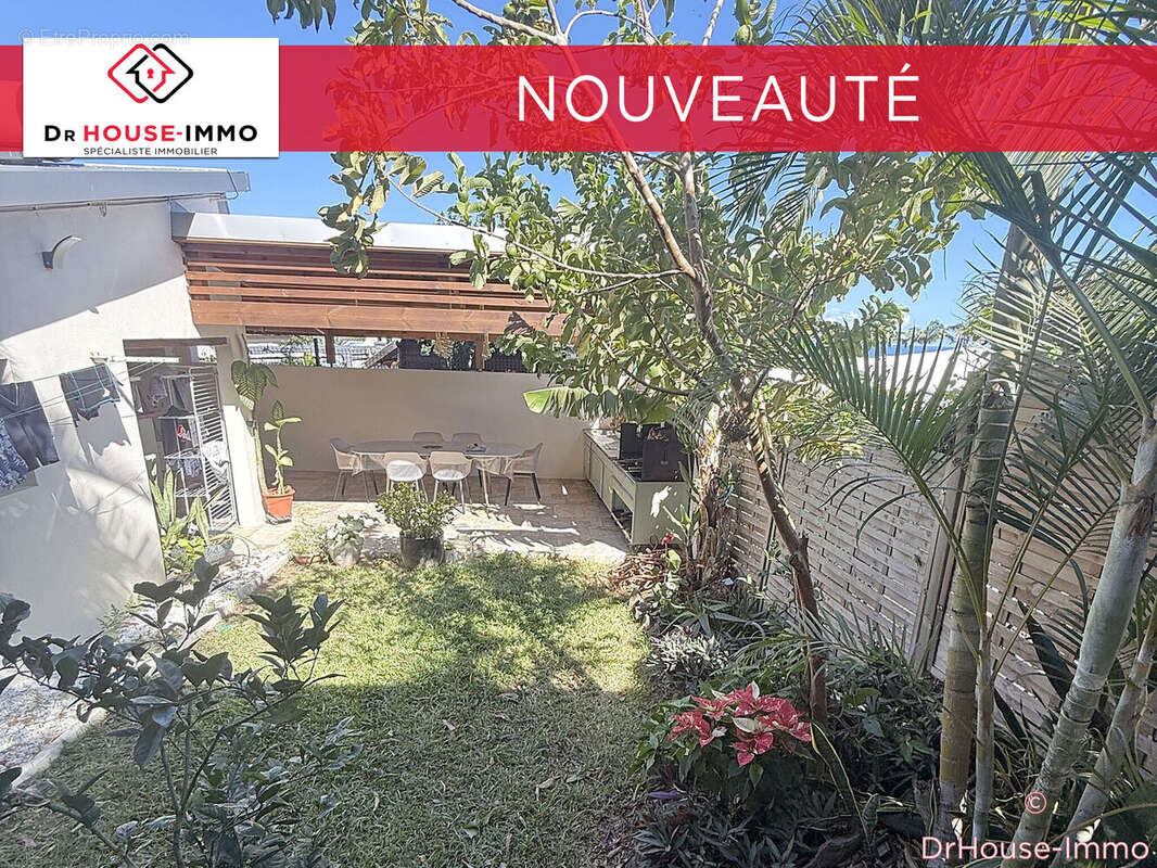 Maison 141 m² à Saint-Pierre  - photo 16