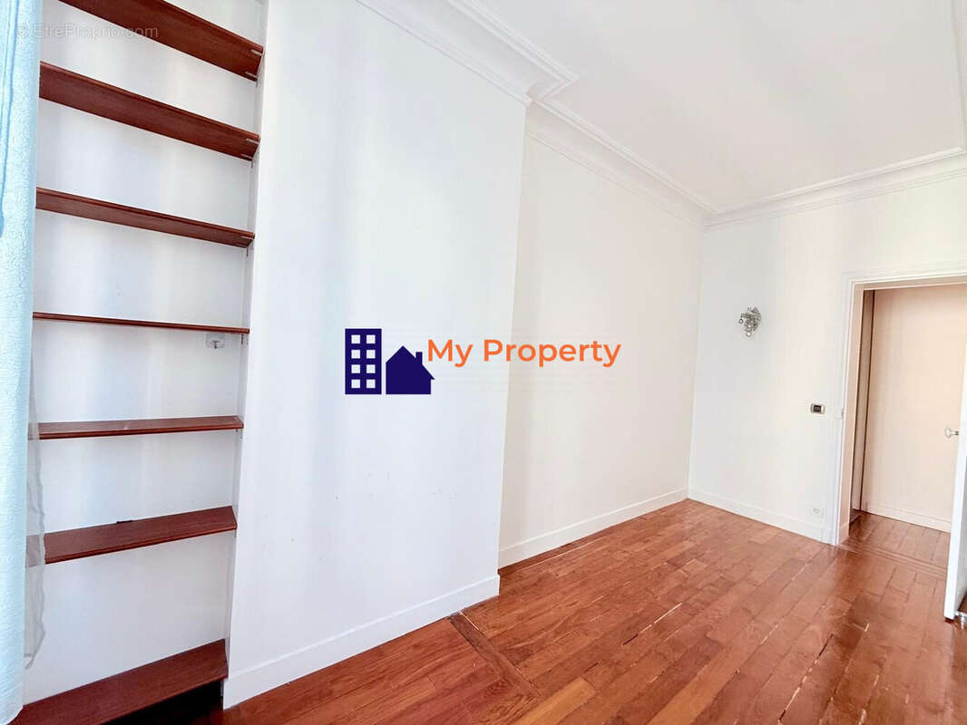 Appartement à HOUILLES