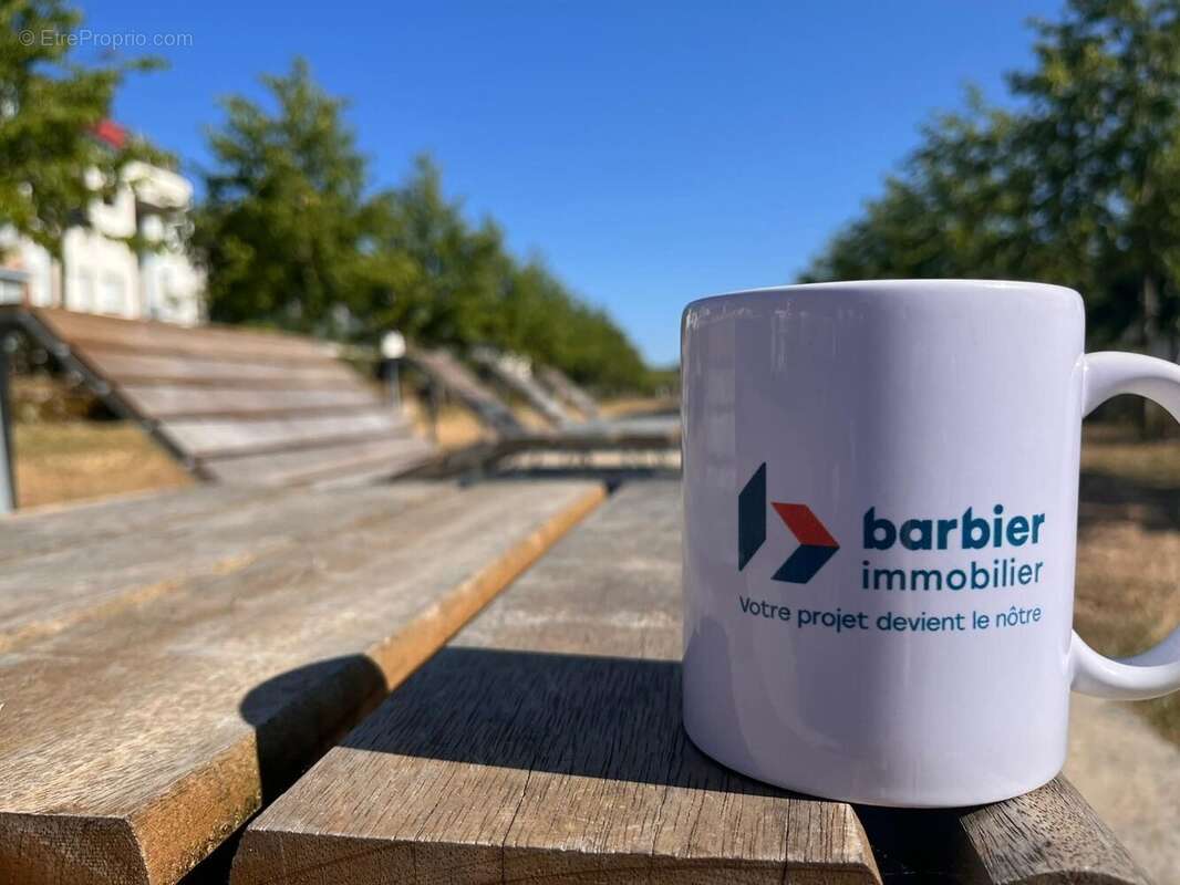 Commerce à PLUNERET