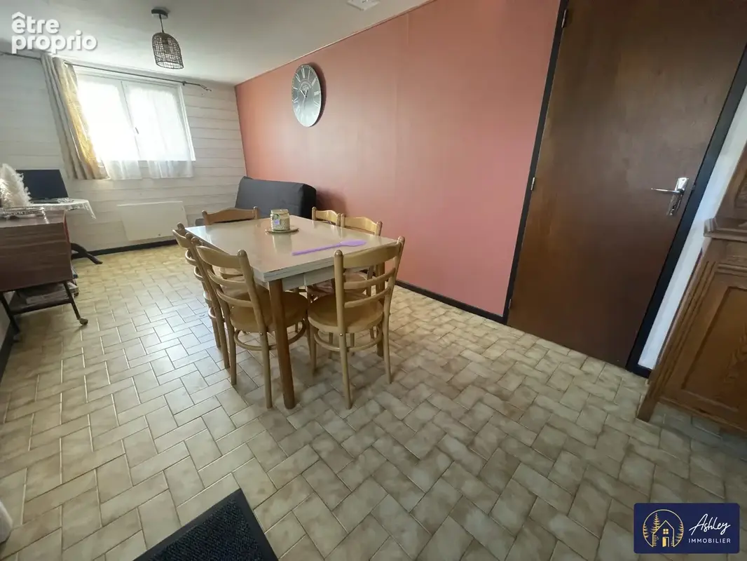 Maison 5 pièces LE CLAUX (Cantal)