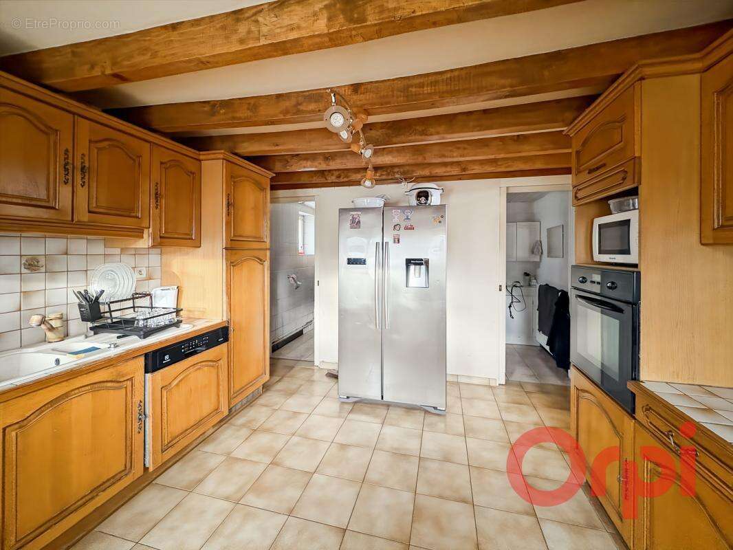 Maison à LA GUERCHE-SUR-L'AUBOIS