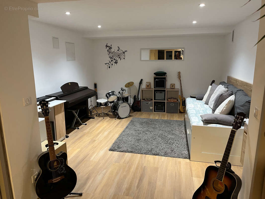 Maison à PIERREVERT