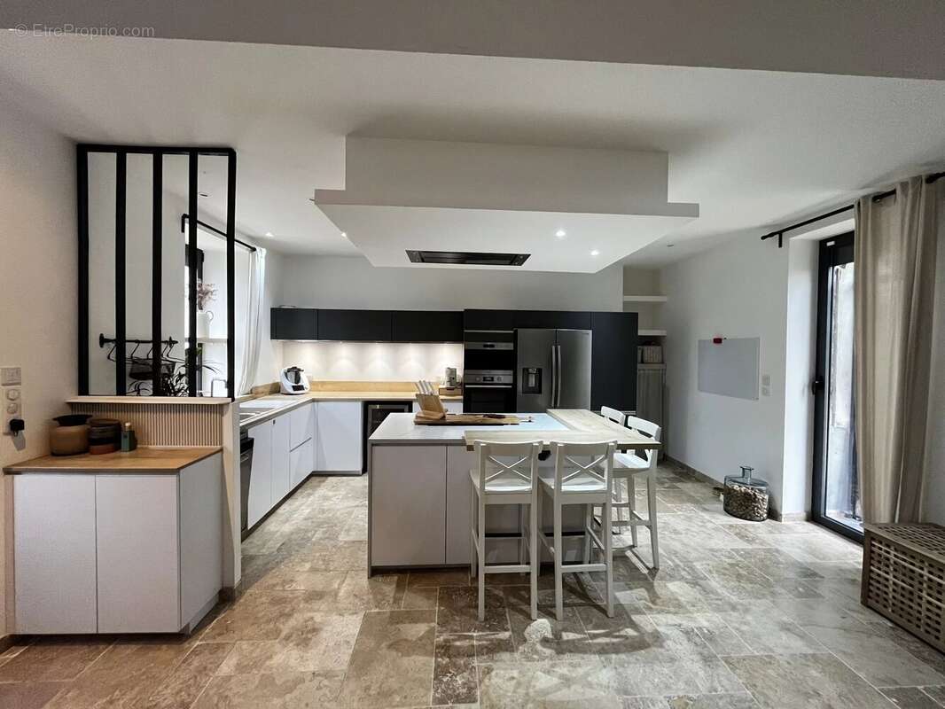 Maison à BOUVESSE-QUIRIEU