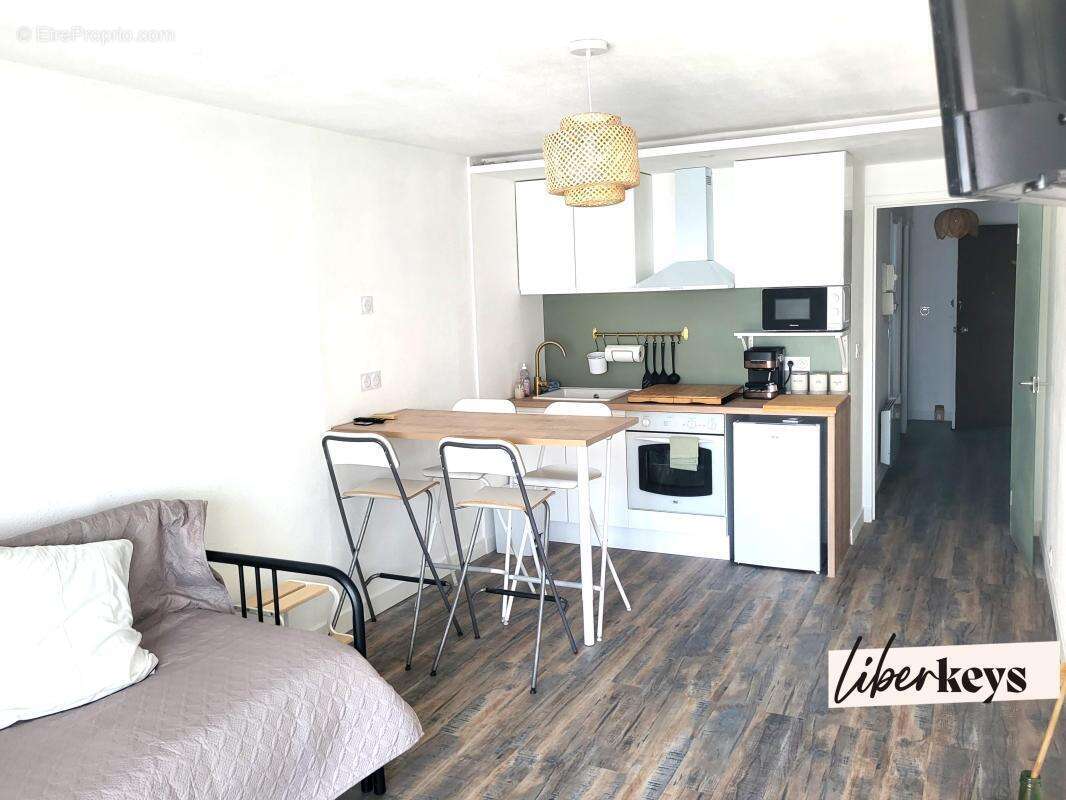 Appartement à MAUGUIO