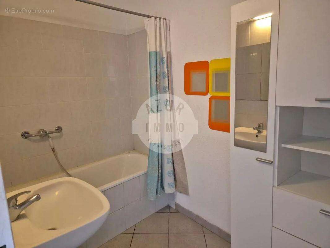 Appartement à ROQUEVAIRE