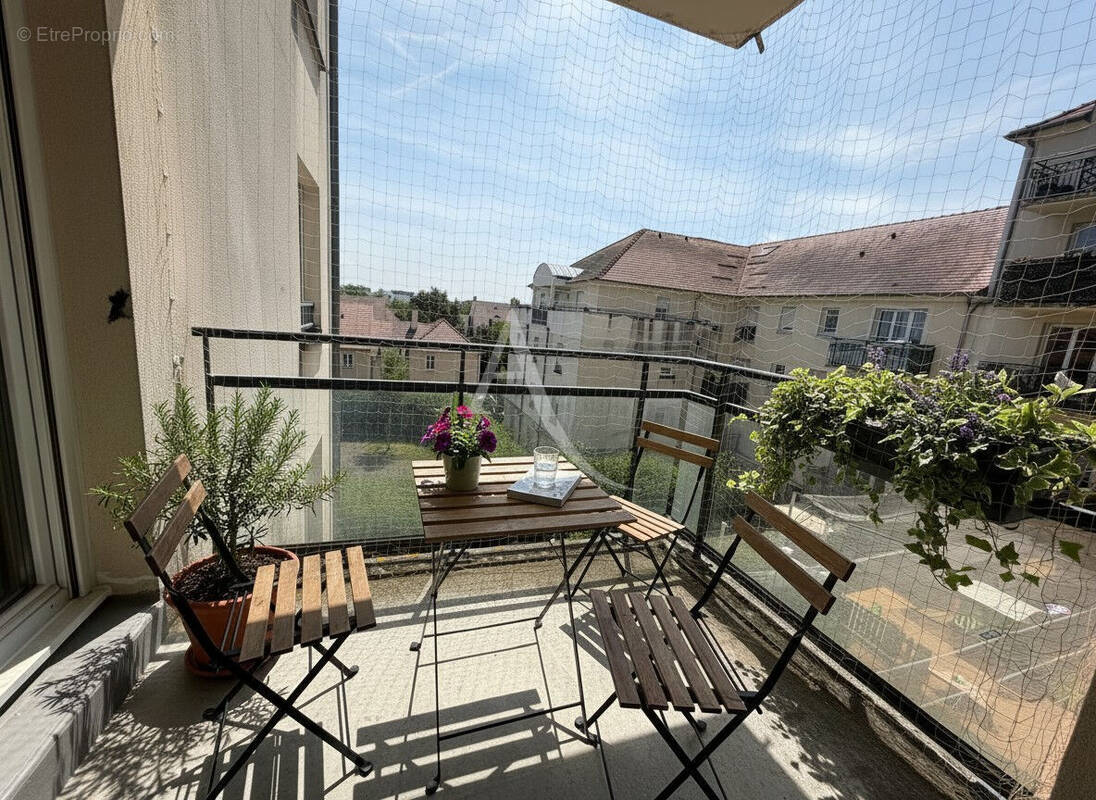 Appartement à BUSSY-SAINT-GEORGES
