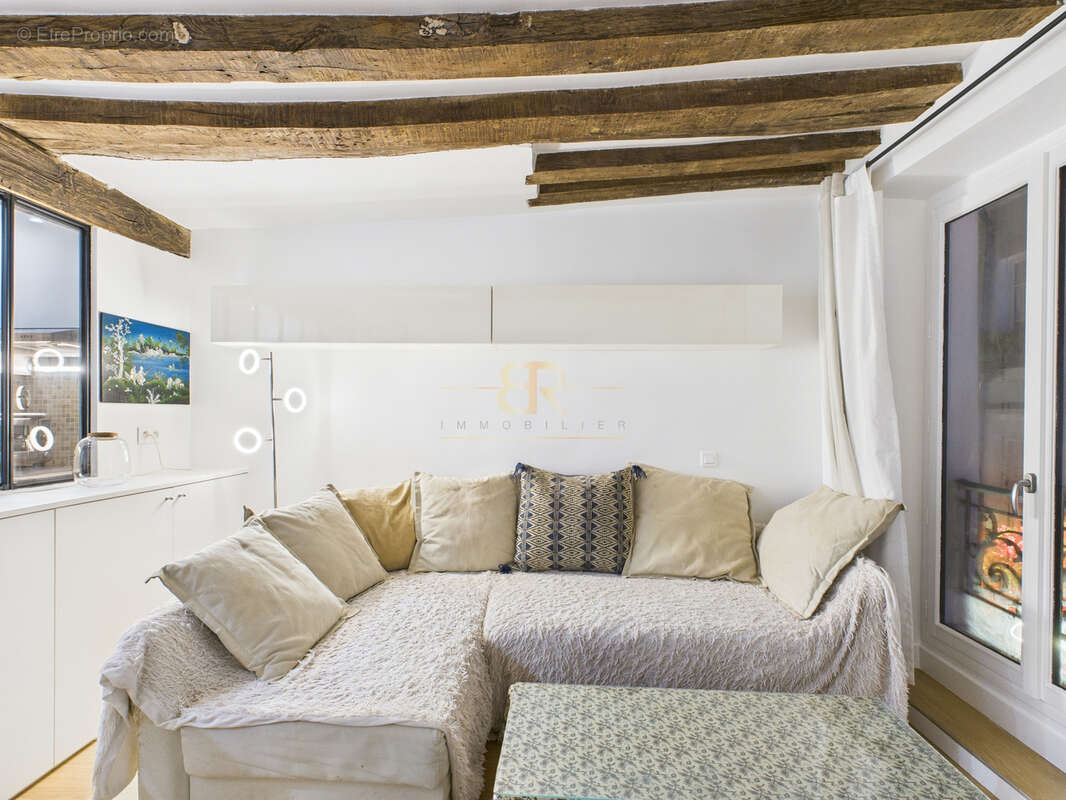 Appartement à PARIS-11E