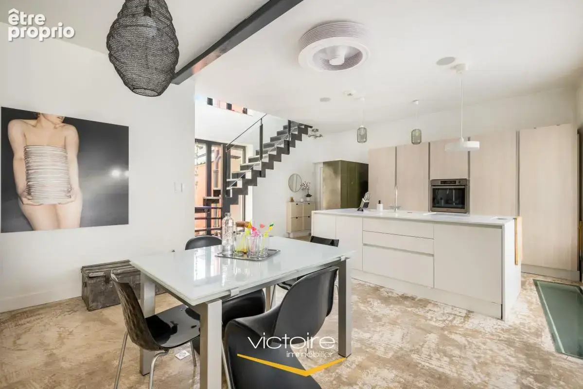 Maison T6 lumineuse et traversante - 4 ch + dépendance - Terrasse et jardin - photo 5