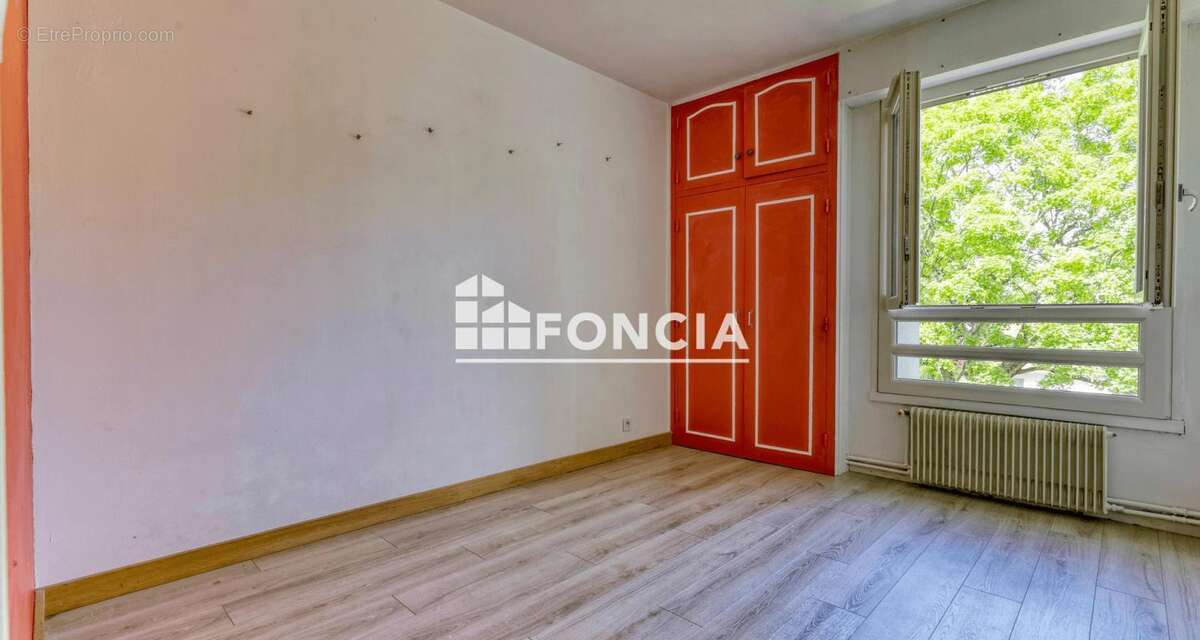 Appartement à BAGNEUX