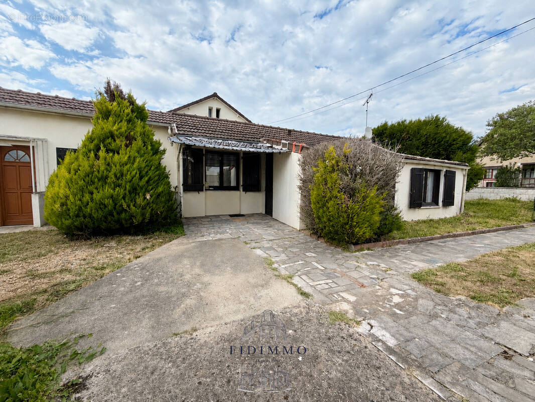 Maison à ORMESSON-SUR-MARNE