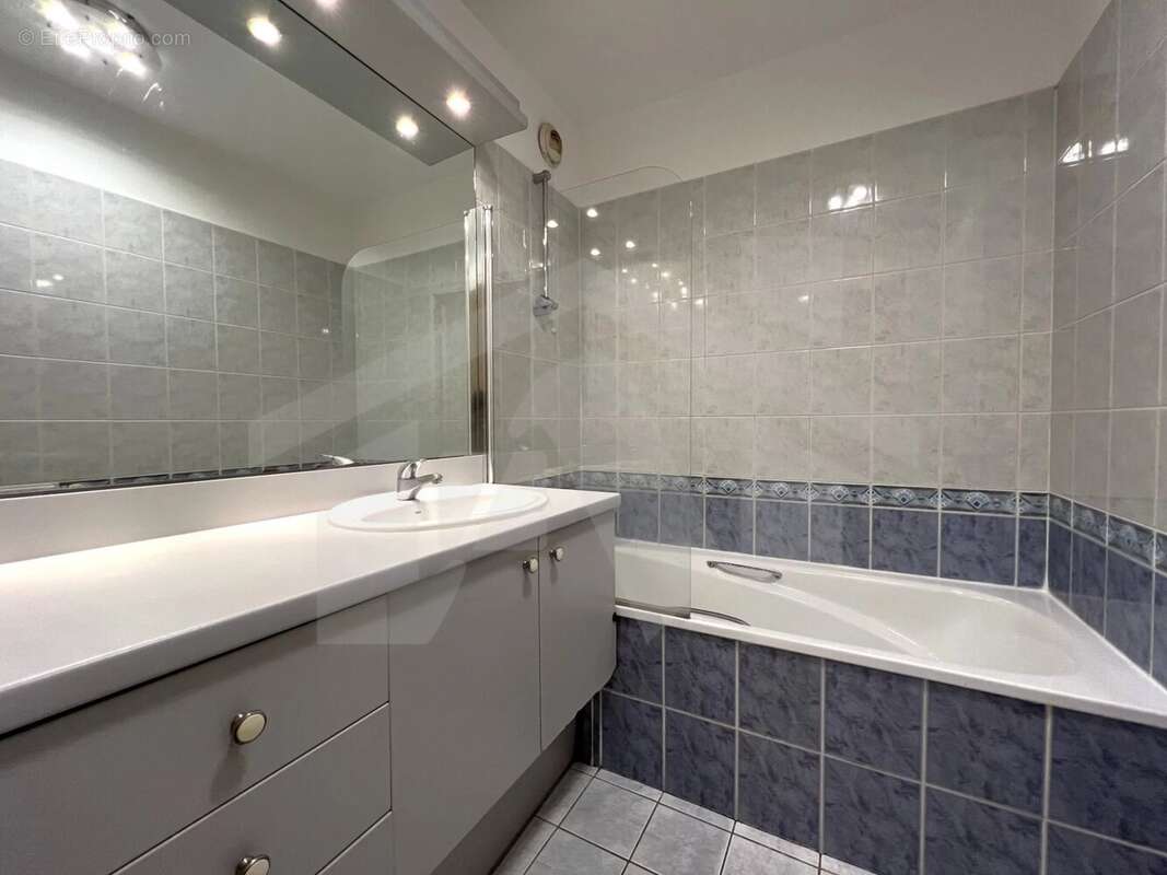 Appartement à MONTBONNOT-SAINT-MARTIN