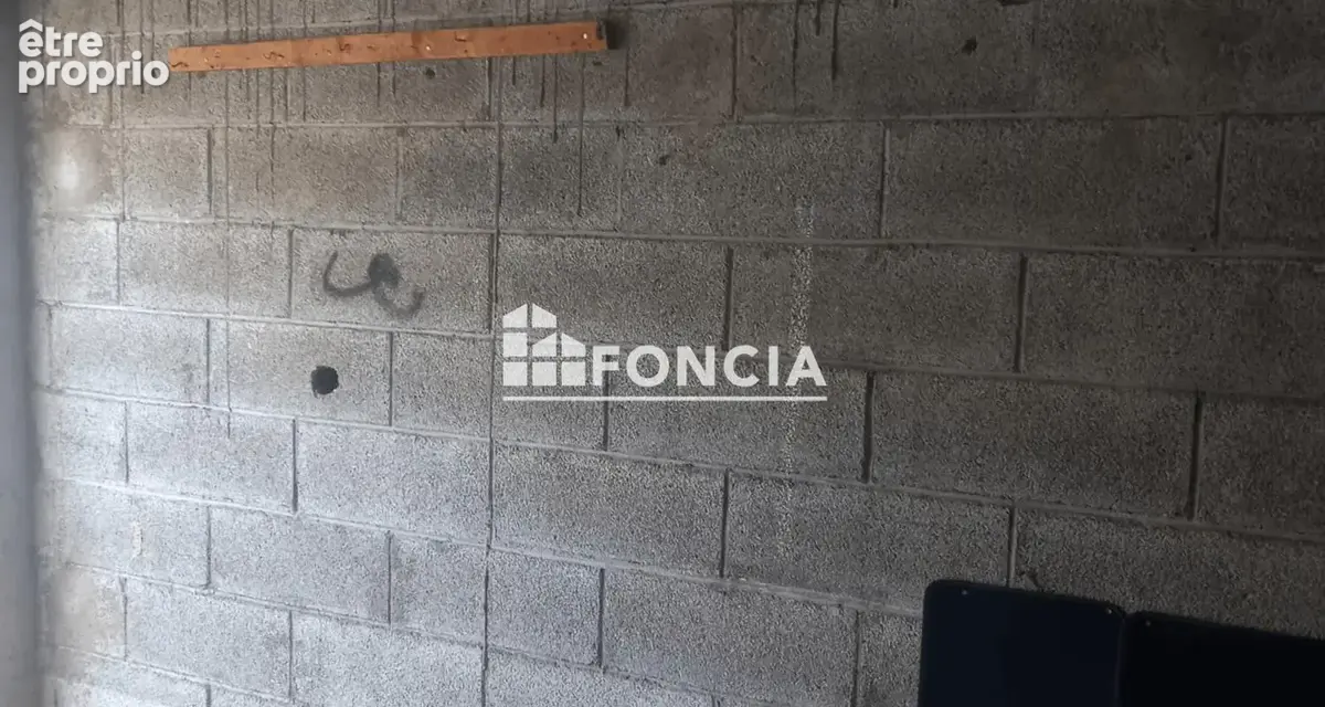 BRIGNOLES - Rare, en copropriété sécurisée, garage privatif de 16 m2 - photo 4