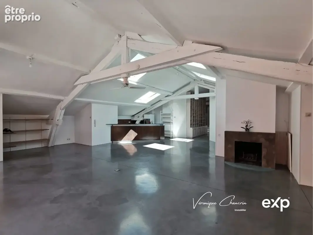 Appartement 181 m² à Oullins  - photo 3