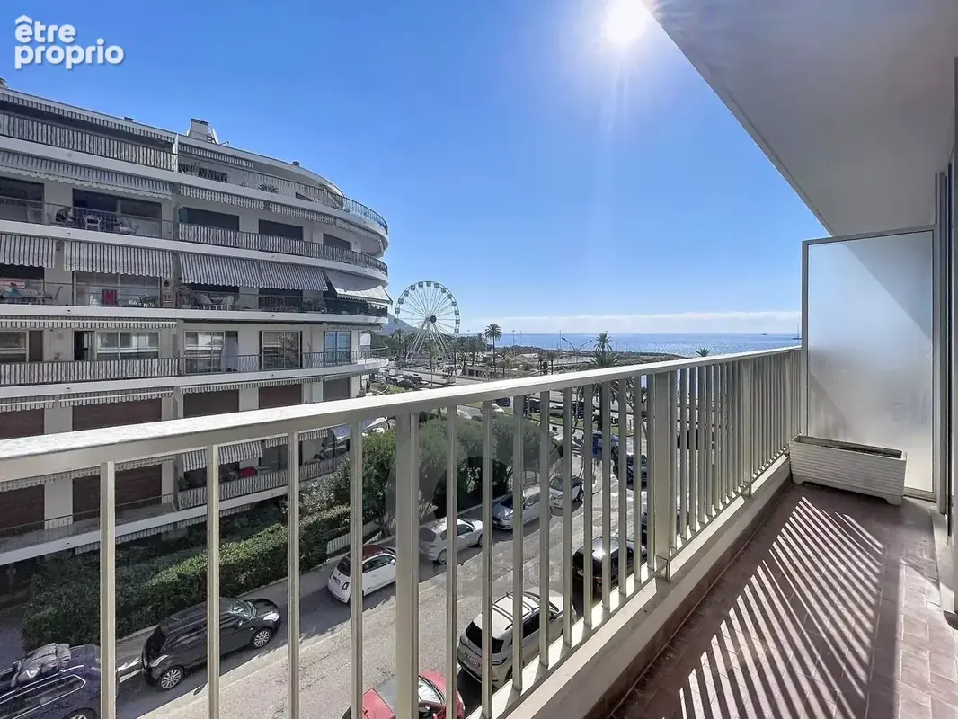 Menton Garavan - Résidence de grand standing - 2 pièces avec balcon - Vue latérale mer - photo 2