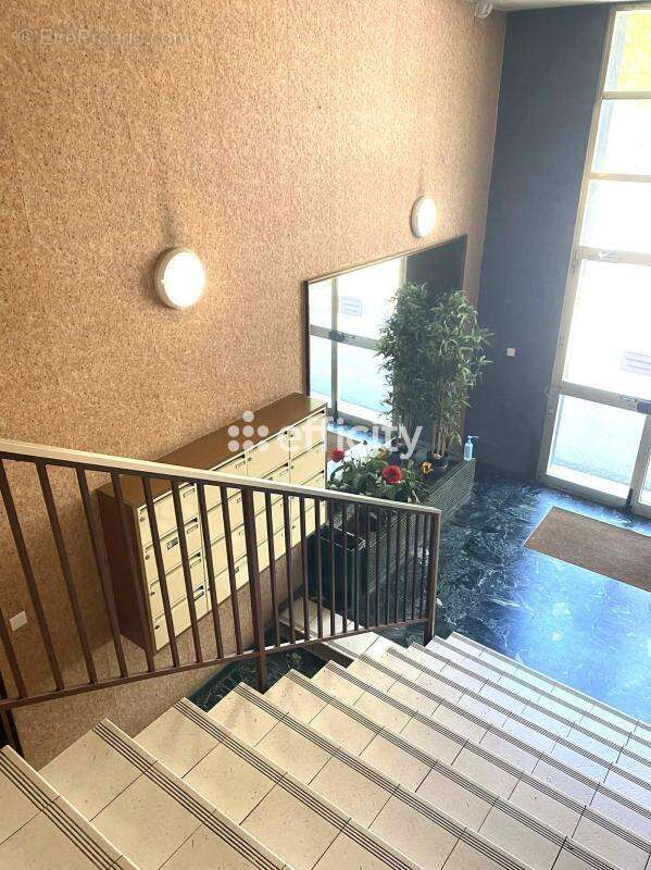 Appartement à MARSEILLE-3E
