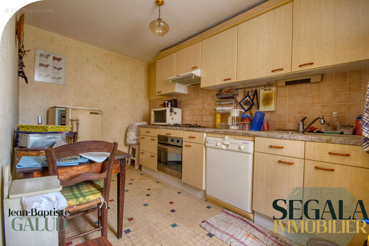 Maison à SAINTE-GEMME