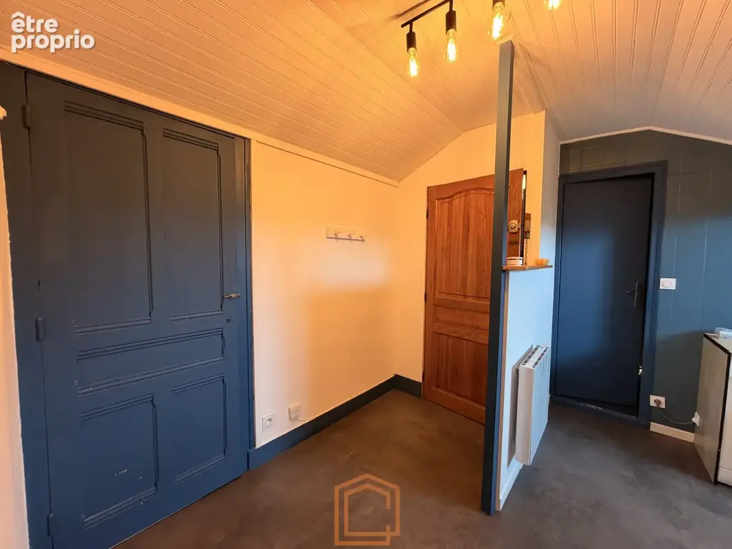 Appartement meublé et rénové - Gare Chateaucreux - photo 5