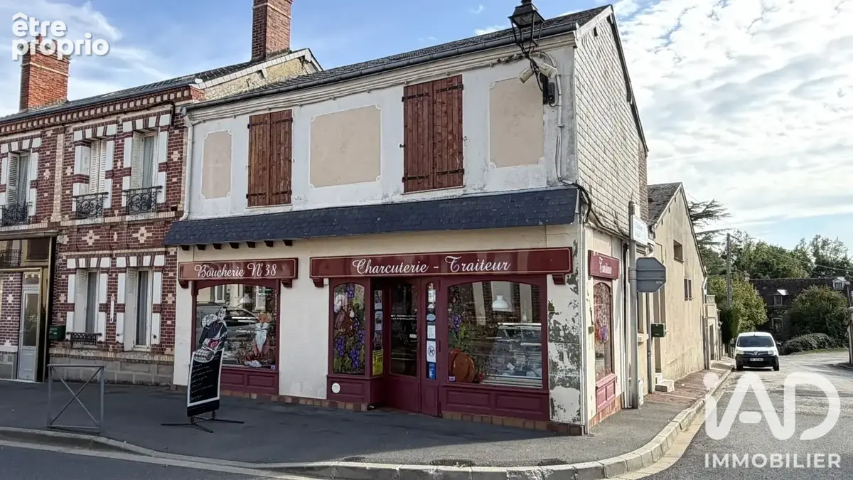 Photo 1 - Commerce à LA BAZOCHE-GOUET