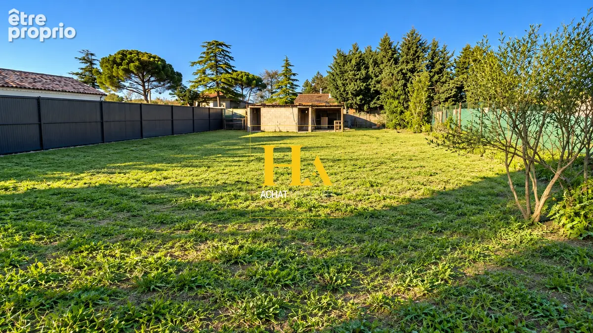 Terrain plat constructible - Chateauneuf du Rhône 473 m2 - photo 2