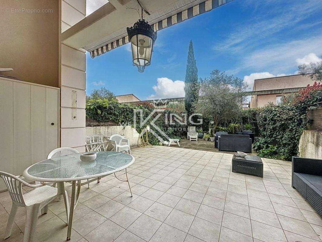 Appartement à FREJUS