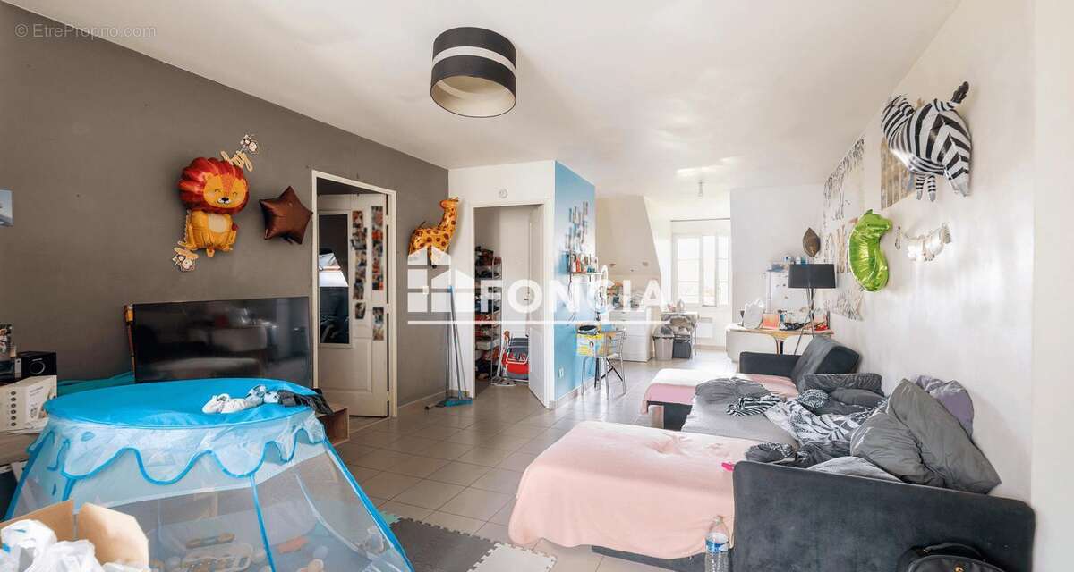 Appartement à MOISSY-CRAMAYEL