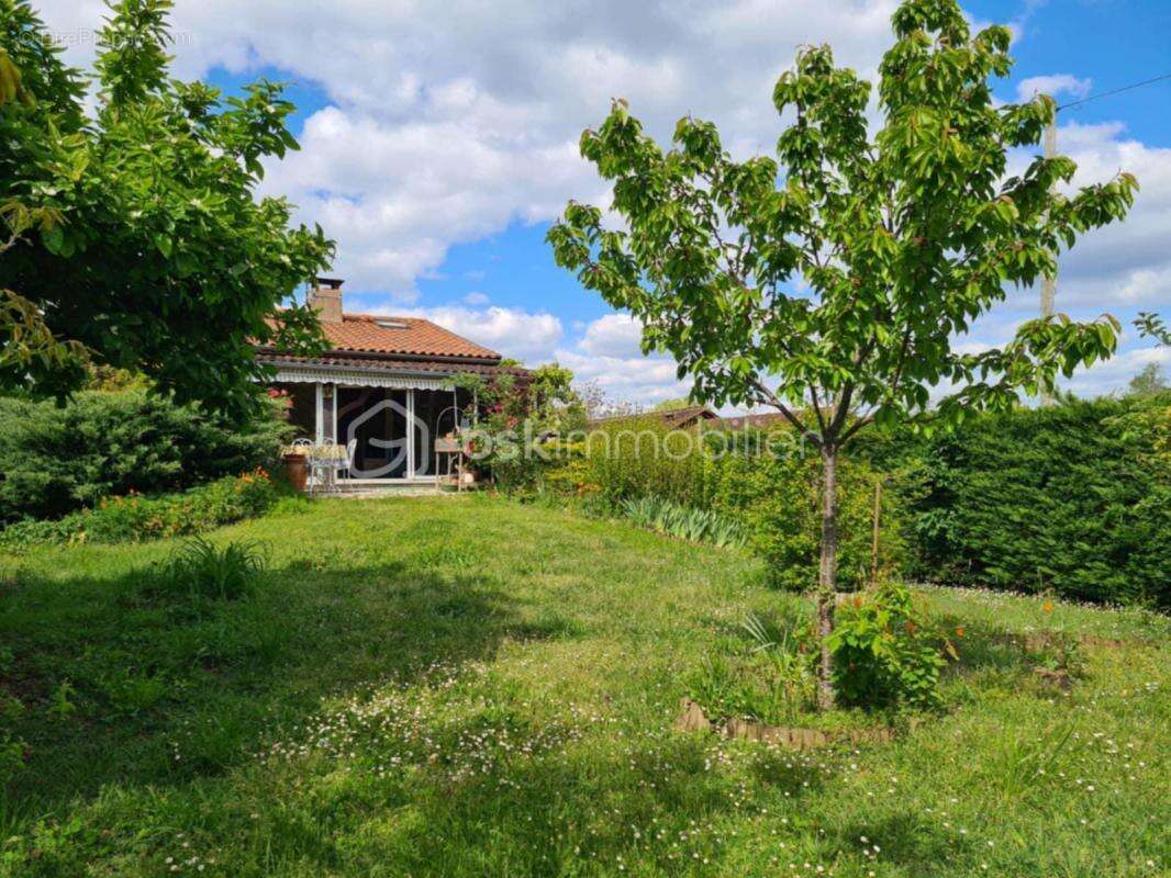 Maison à SIORAC-EN-PERIGORD
