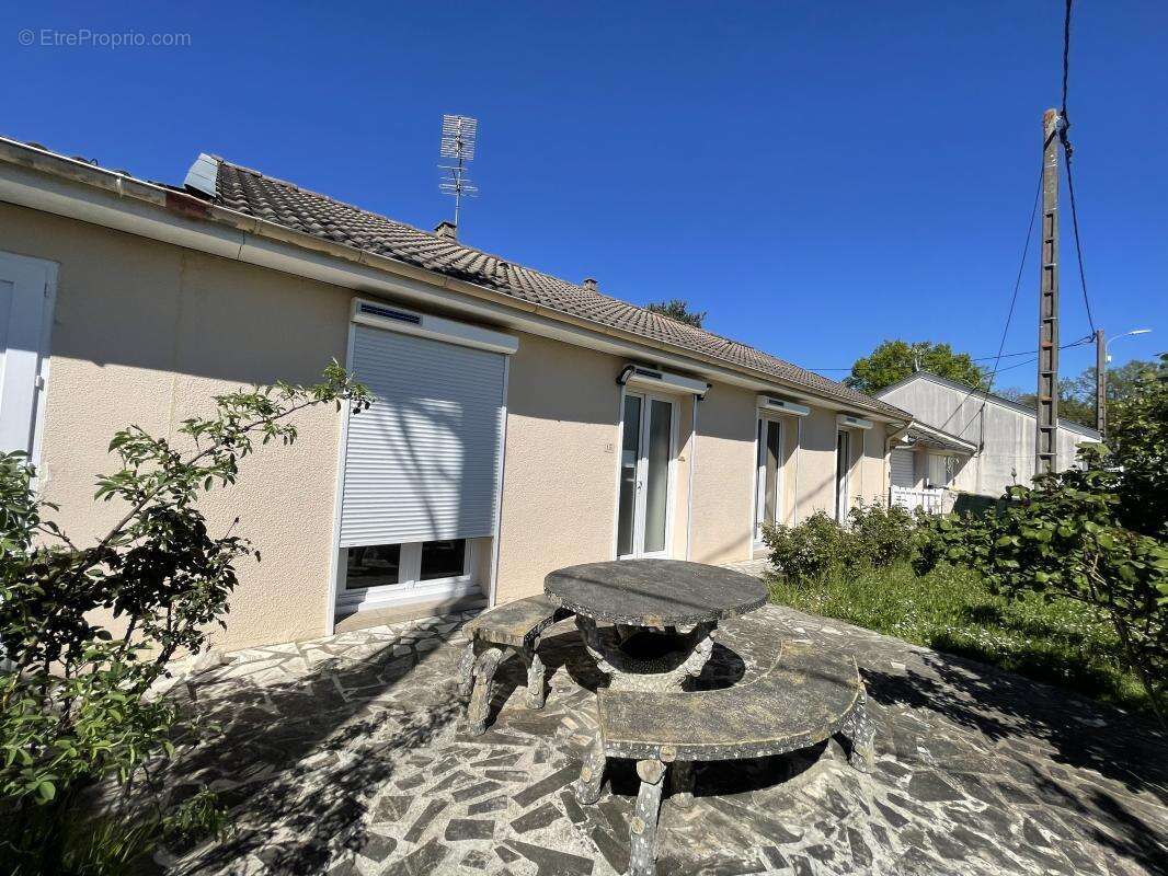 Maison à AIXE-SUR-VIENNE